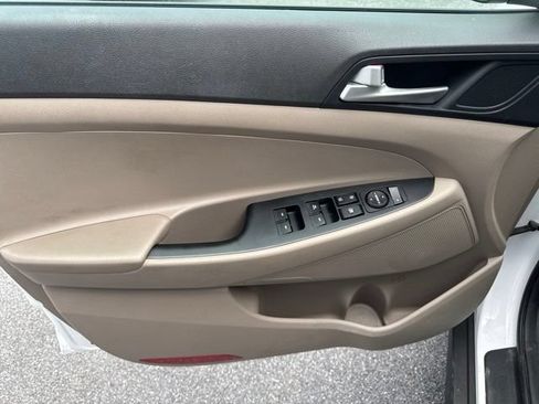 Used 2020 Hyundai Tucson Value AWD/4WD image 14