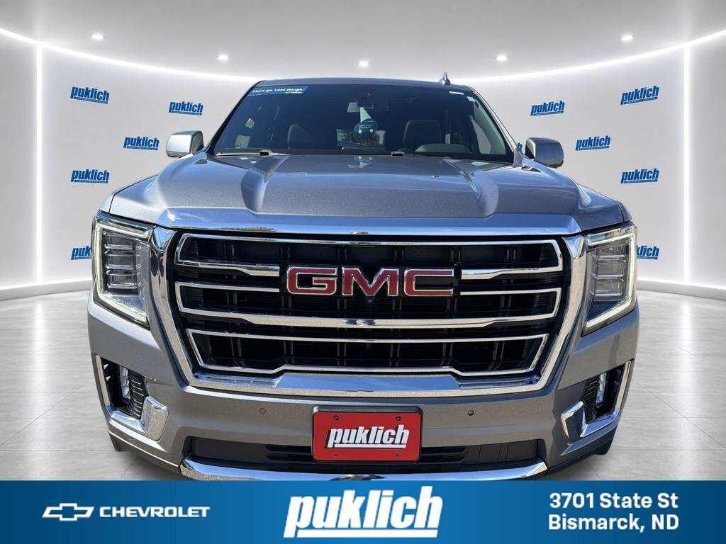 Certified 2021 GMC Yukon XL SLT w/ SLT Premium Package AWD/4WD image 2
