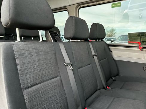 Used 2014 Mercedes-Benz Sprinter 2500 image 21