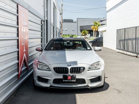 Used 2014 BMW M6 Coupe RWD image 32