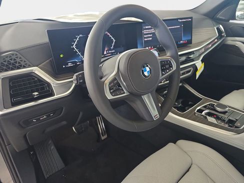 New 2026 BMW X5 sDrive40i w/ M Sport Package image 13