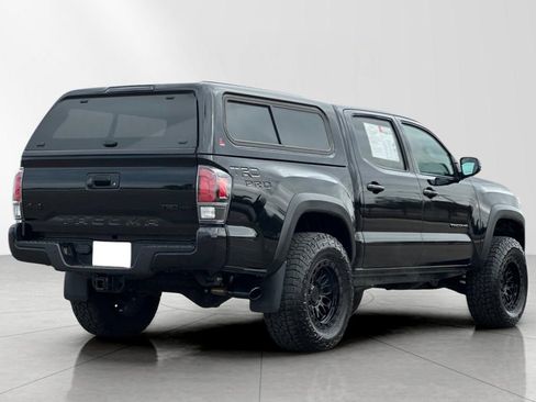Used 2022 Toyota Tacoma TRD Pro AWD/4WD image 6