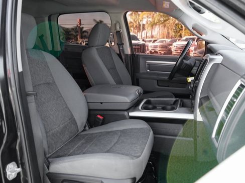 Used 2018 RAM 1500 Big Horn image 34