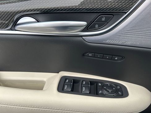 New 2026 Cadillac XT5 Sportv w/ LPO, Floor Liner Package image 14