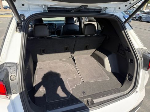 Used 2022 Chevrolet Equinox RS image 22