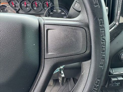 Used 2020 Chevrolet Silverado 1500 Custom Trail Boss w/ Custom Convenience Package AWD/4WD image 21