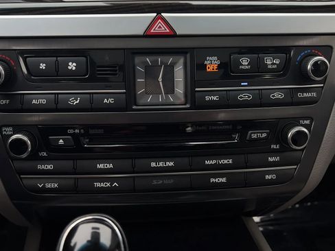 Used 2015 Hyundai Genesis 3.8 w/ Option Group 03 image 39