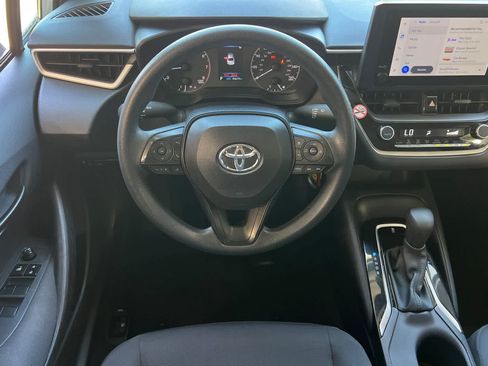 Used 2025 Toyota Corolla LE FWD image 16