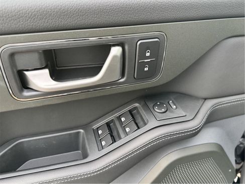 New 2025 INEOS Grenadier AWD/4WD image 14