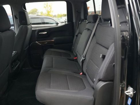 Used 2019 Chevrolet Silverado 1500 LT Trail Boss image 9