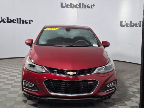 Used 2017 Chevrolet Cruze LT w/ Convenience Package image 2