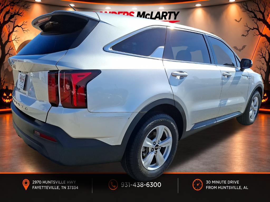 Used 2021 Kia Sorento LX FWD image 3