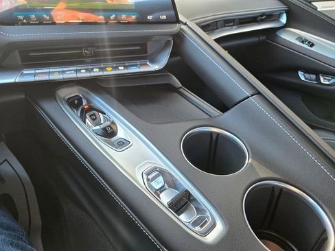 New 2026 Chevrolet Corvette Stingray Preferred Conv w/ Battery Protection Package image 37