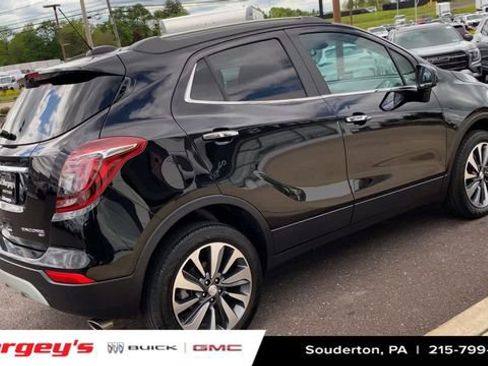 Certified 2022 Buick Encore Preferred w/ Safety Package AWD/4WD image 10