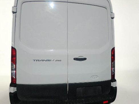 Used 2021 Ford Transit 250 Medium Roof RWD image 5