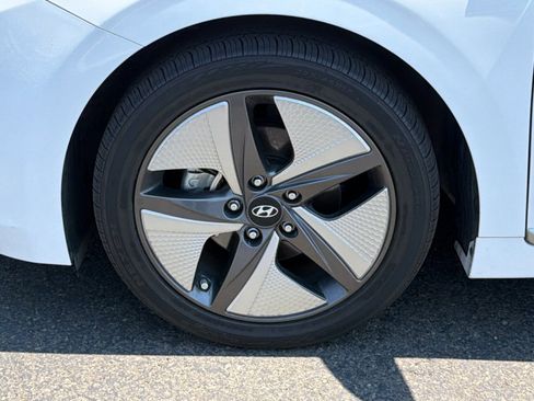 Used 2020 Hyundai Ioniq Limited FWD image 9