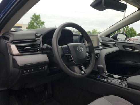 Certified 2025 Toyota Camry LE w/ Convenience Package FWD image 15