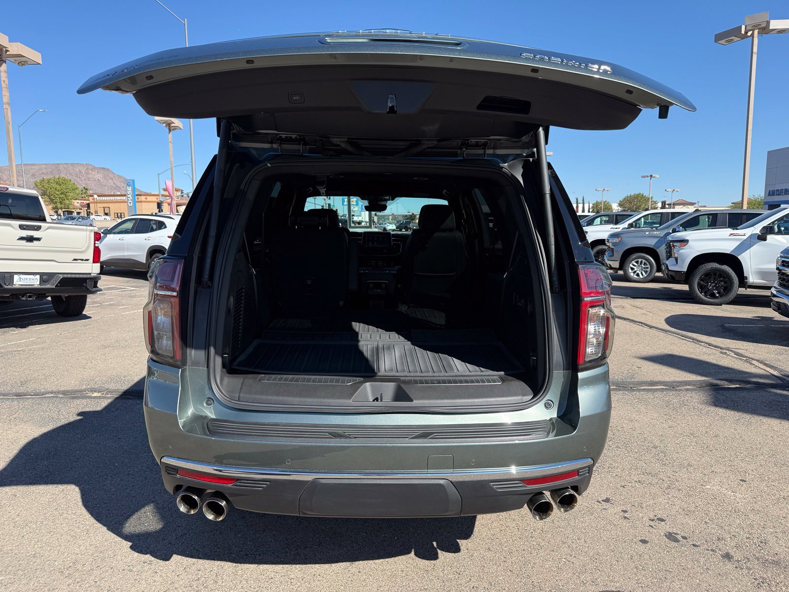 Certified 2024 Chevrolet Tahoe Premier AWD/4WD image 40