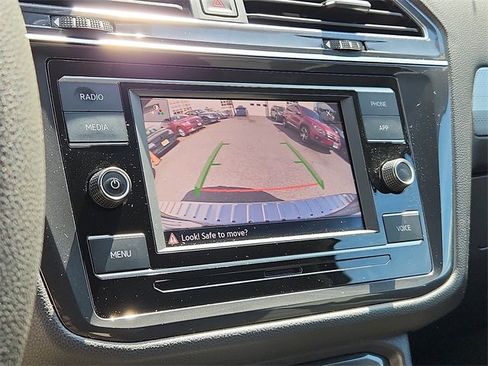 Certified 2023 Volkswagen Tiguan S image 18