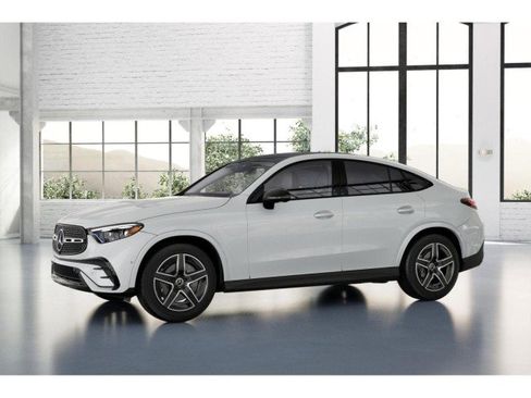 Certified 2025 Mercedes-Benz GLC 300 4MATIC image 57