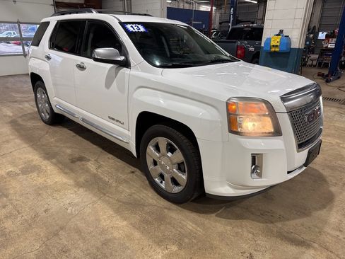 Used 2013 GMC Terrain Denali w/ Cargo Package image 5