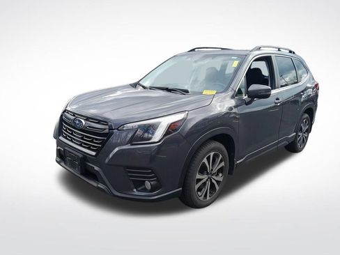 Used 2023 Subaru Forester Limited image 3
