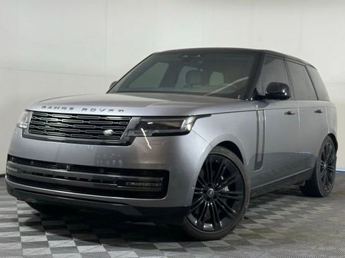 Certified 2025 Land Rover Range Rover SE image 1