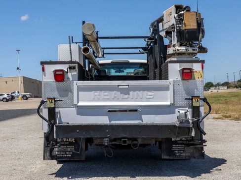Used 2019 Ford F550 2WD Regular Cab Super Duty image 6