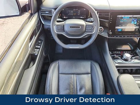 Used 2022 Jeep Wagoneer Series III w/ Convenience Group I AWD/4WD image 14
