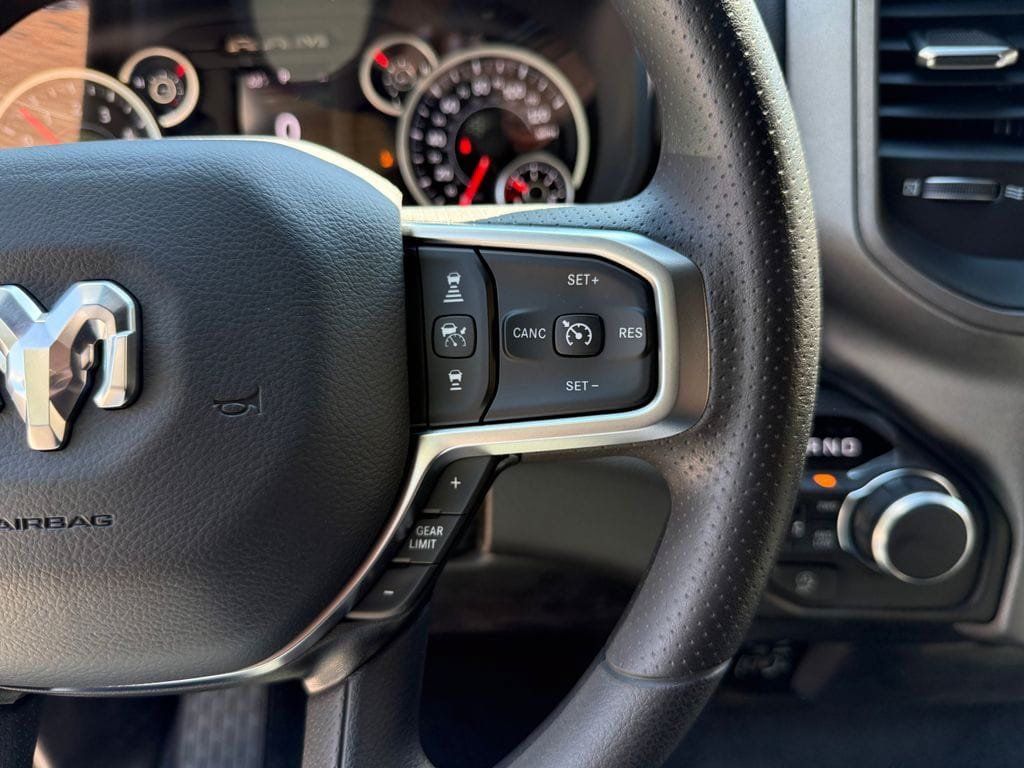 New 2026 RAM 1500 Tradesman AWD/4WD image 24