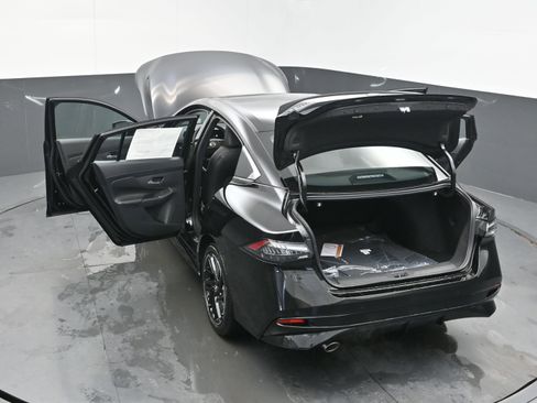 New 2026 Nissan Sentra SR image 45