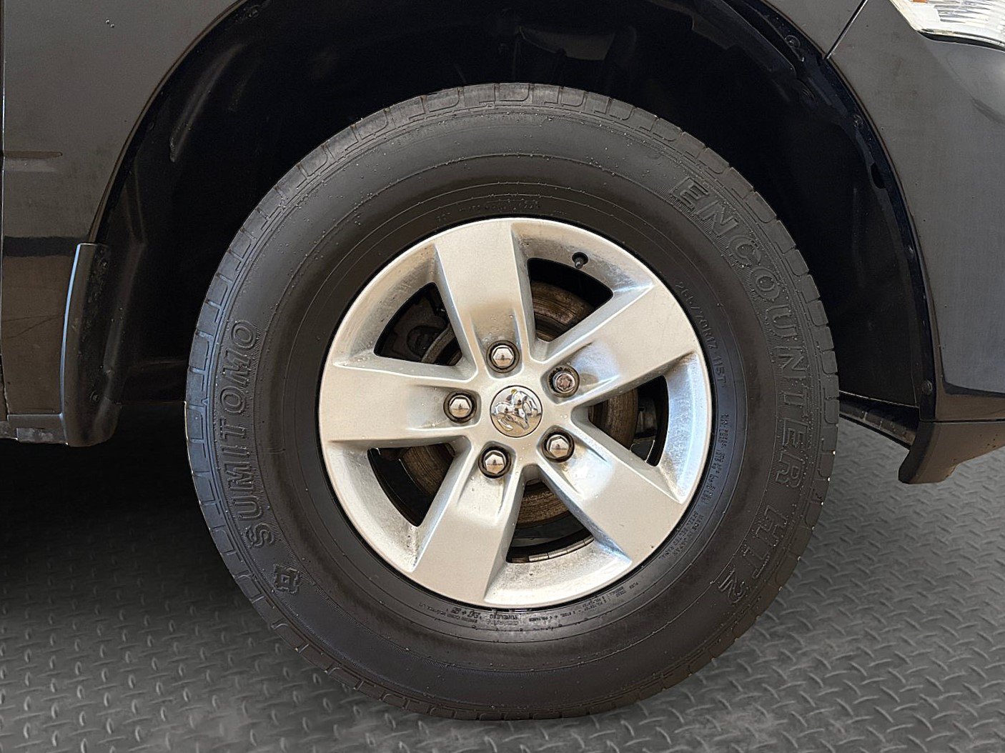 Used 2019 RAM 1500 Express AWD/4WD image 34