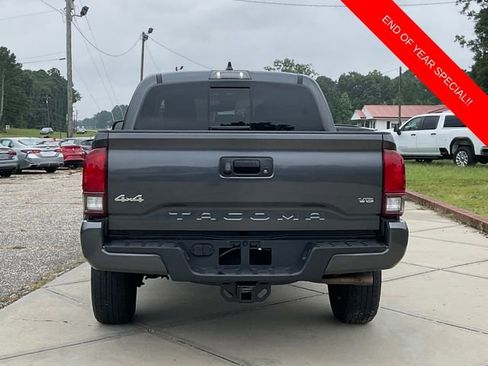 Used 2023 Toyota Tacoma SR5 w/ Technology Package image 6