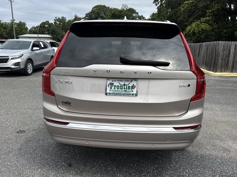 Used 2023 Volvo XC90 B6 Plus AWD/4WD image 4