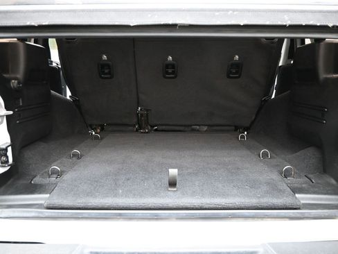 Used 2021 Jeep Wrangler Unlimited Rubicon w/ Steel Bumper Group image 28