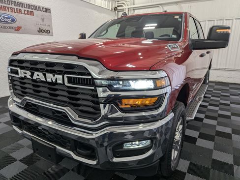 Used 2026 RAM 2500 Big Horn AWD/4WD image 3