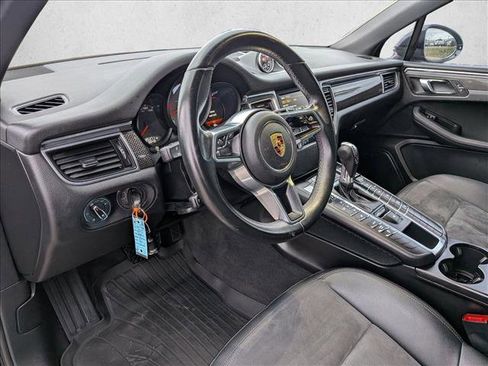 Used 2016 Porsche Macan S image 10