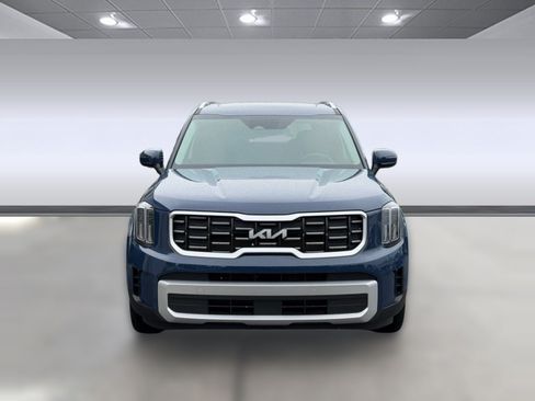 Used 2025 Kia Telluride S FWD image 6
