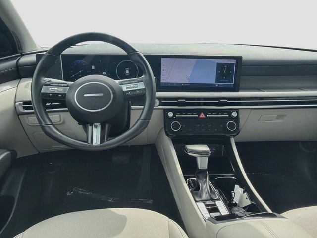 Used 2025 Hyundai Tucson SEL FWD image 23