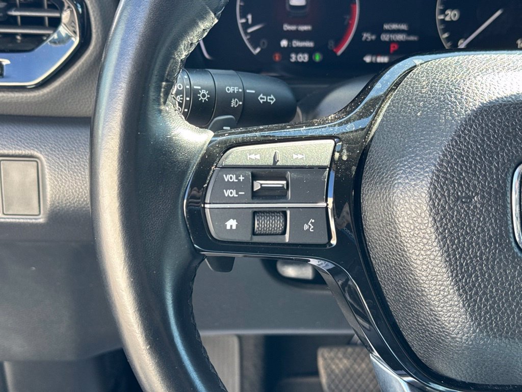 Used 2023 Honda Pilot Touring image 16