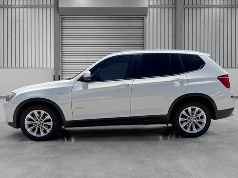 Used 2016 BMW X3 xDrive28i AWD/4WD image 2