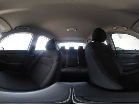Used 2025 Nissan Sentra S FWD image 42