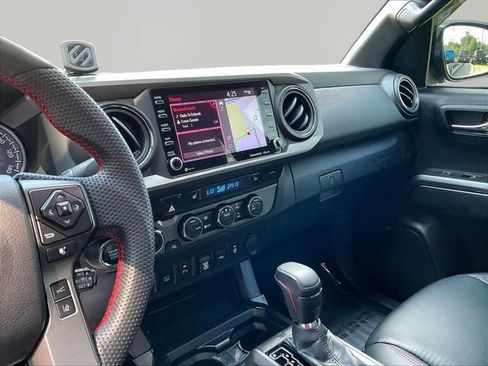 Used 2021 Toyota Tacoma TRD Pro AWD/4WD image 12