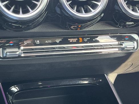 Certified 2021 Mercedes-Benz GLB 250 w/ Premium Package image 28