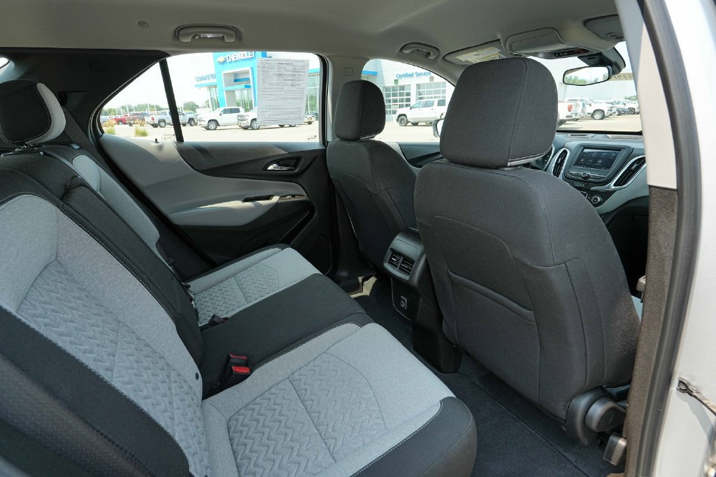 Used 2022 Chevrolet Equinox LS AWD/4WD image 26