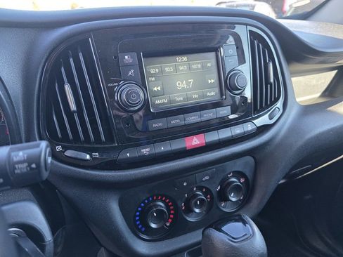 Used 2017 RAM ProMaster City Tradesman SLT w/ Rear Back-up Camera Group image 15