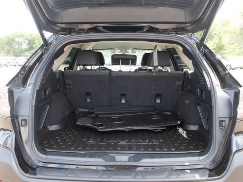Used 2021 Subaru Outback Onyx Edition XT w/ Popular Package #2 AWD/4WD image 16