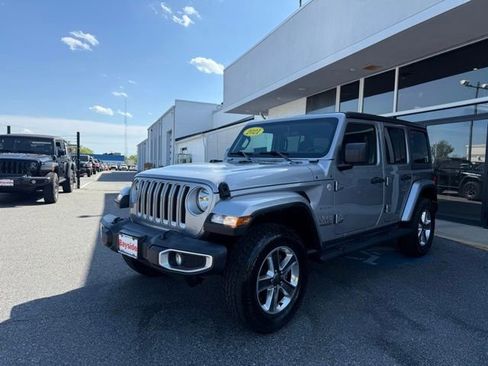 Used 2021 Jeep Wrangler Unlimited Sahara AWD/4WD image 7