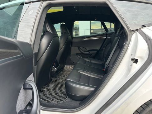 Used 2021 Tesla Model S Plaid image 20