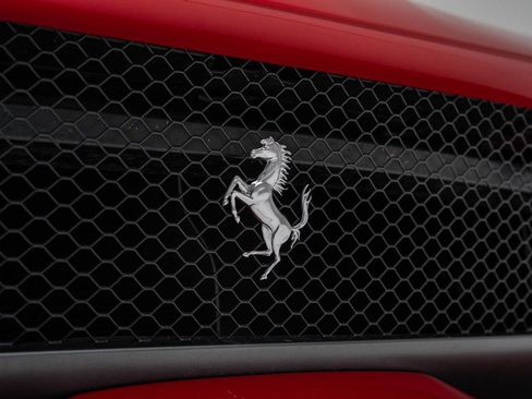 Used 2019 Ferrari 812 Superfast image 62